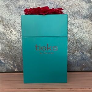 Tieks box and flower